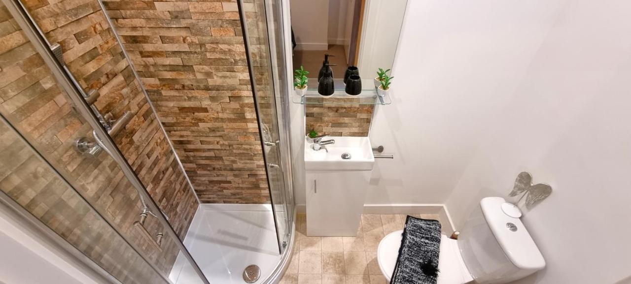 Modern, Stylish One Bedroom With Garden Long Stay Welcome Eastbourne Exterior foto